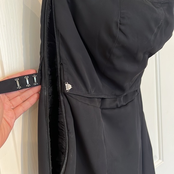 Basix Sequin Cocktail Dress- size 2 - Picture 5 of 7